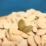 Тыквенные семечки Shine Skin — очищенные семена для перекуса и здорового питания 123 90 Новости