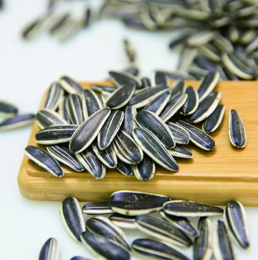 Китайские оптовые поставки чёрных неГМО пищевых семечек подсолнечника 601 22 53 Подсолнечные семечки