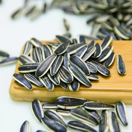 Китайские семечки подсолнечника оптом, экспорт сорта 601 22 55 Подсолнечные семечки