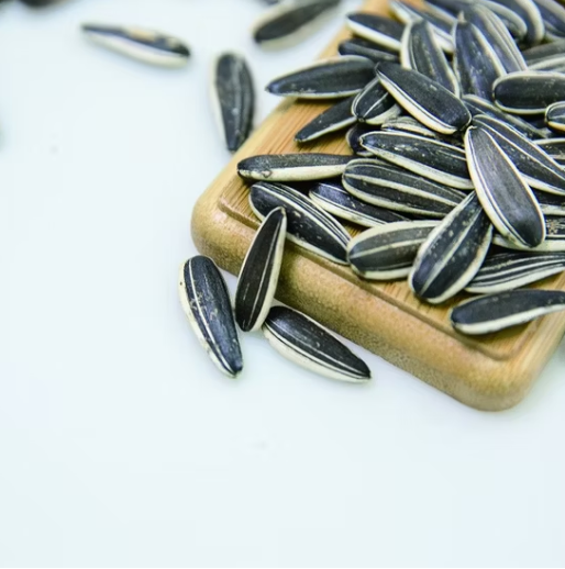 Новые высококачественные семечки подсолнечника 601 из Внутренней Монголии 44 49 Подсолнечные семечки