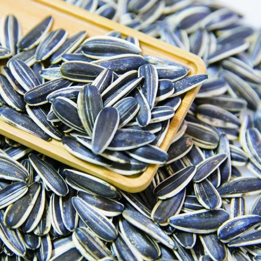 Китайские семечки подсолнечника типа 601 44 50 Подсолнечные семечки