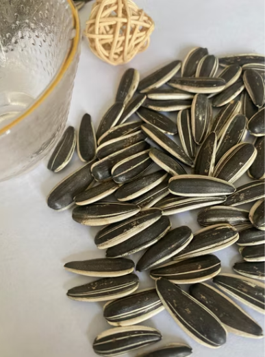 Синьцзянский новый урожай, заводские оптовые поставки, высокое качество, выгодная цена, крупный размер 601 44 55 Подсолнечные семечки