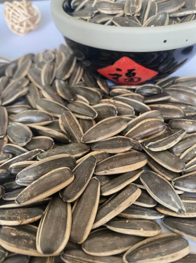 Китайские натуральные чёрные семечки подсолнечника 361 55 11 Подсолнечные семечки