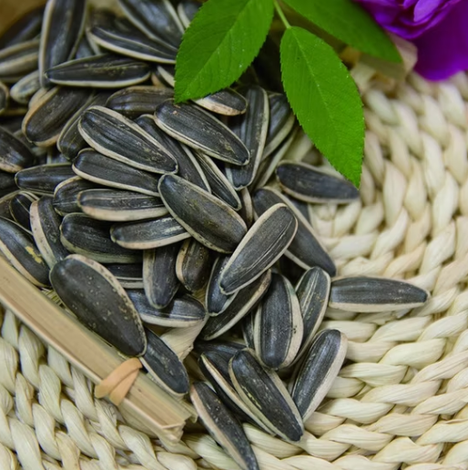 Оптовая продажа китайских новых крупных семечек подсолнуха 361 55 4 Подсолнечные семечки