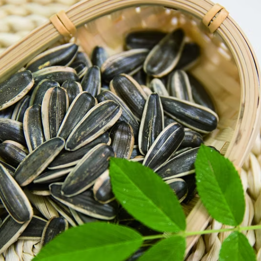 Крупные чёрные семечки подсолнечника T6 высокого качества, урожай 2025 года, из Внутренней Монголии и Синьцзяна 55 73 Подсолнечные семечки